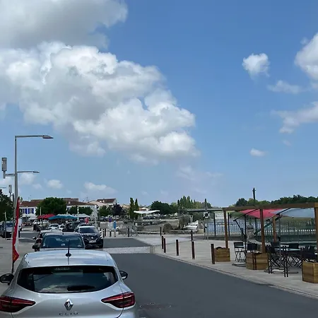 T4 Familial Avec Terrasse Privative * Saujon