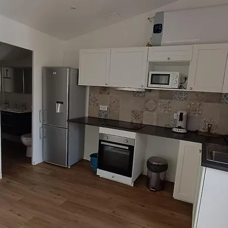 T4 Familial Avec Terrasse Privative * Saujon